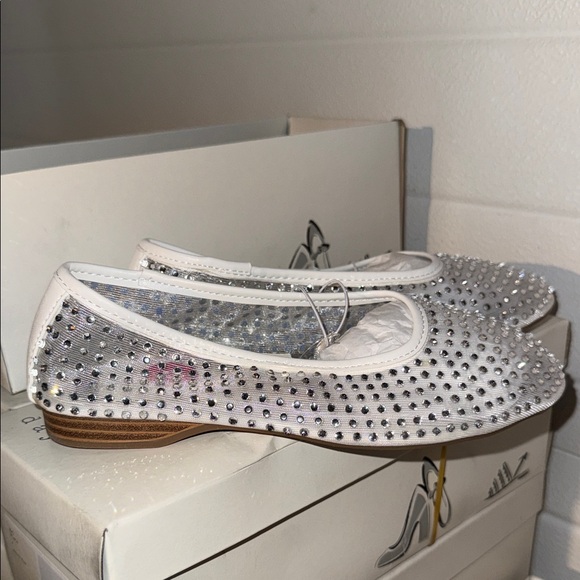 a new day White Rhinestone Flats - Picture 2 of 4